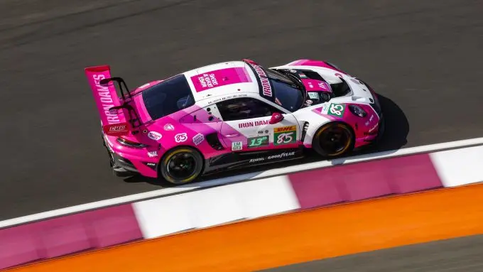 FIA WEC 6 Hours of Imola Porsche Penske Motorsport Foto 12