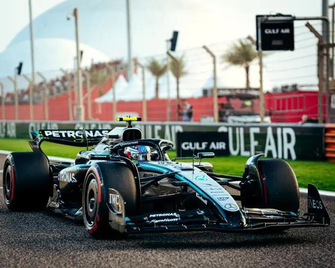 Kimi Antonelli F1 Mercedes Foto 2 startgrid