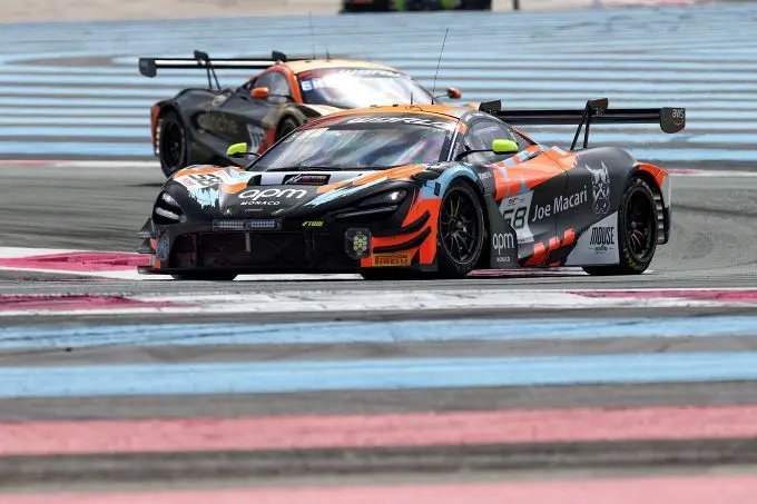 GT World Challenge Europe Foto 2 Nr58 McLaren 570S