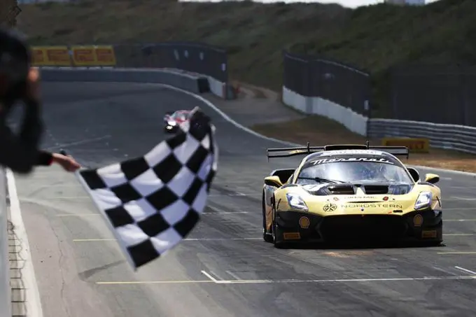 _Pampanini_Calamia_DINAMIC_Motorsport