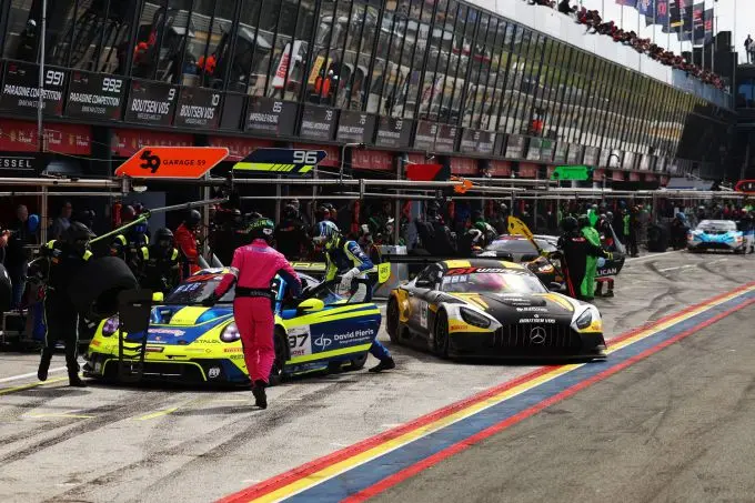 GT World Challenge Sprint Cup CM.com Circuit Zandvoort 13