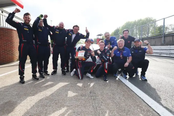 GT World Challenge Sprint Cup Brands Hatch Foto 16