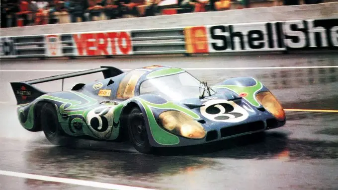De iconische "Hippie" livery van Porsche Foto 1 Le Mans Porsche 917 