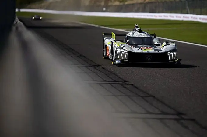 Peugeot-bereidt-zich-voor-op-monumentale-race-de-24-uur-van-Le-Mans.