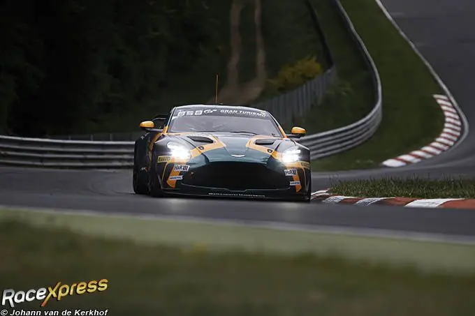 _Aston_Martin Vantage