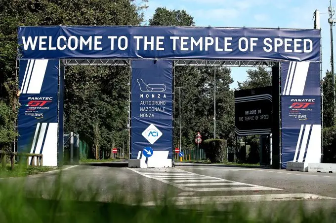 GT World Challenge Europe Circuit Monza Foto 3