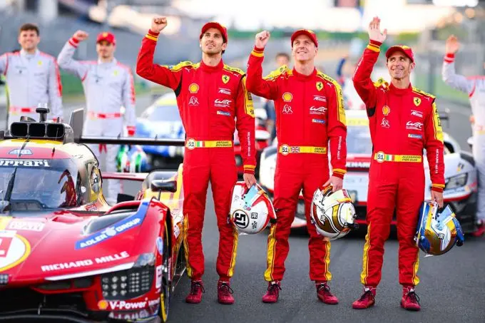 Ferrari-AF Corse-team @ 24 Uur Le Mans 2025 Foto 5