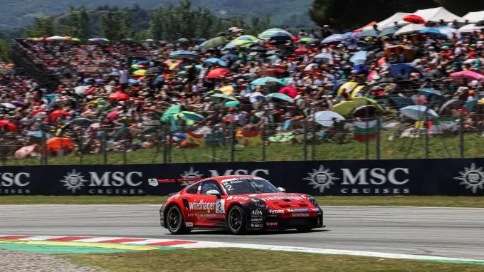 Porsche Mobil 1 Supercup op het Circuit de Catalunya Foto 8