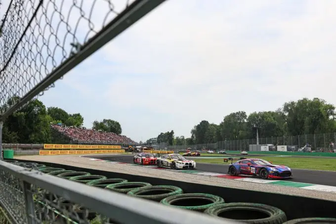 GT World Challenge powered by AWS Monza Foto 19