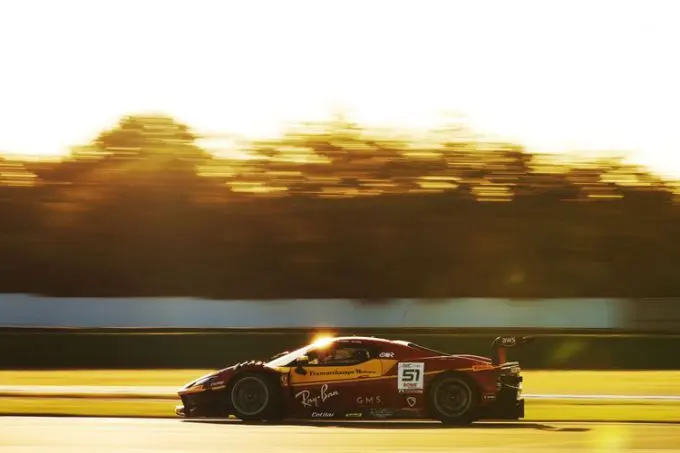 GT World Challenge Sprint-weekend Misano World Circuit Foto 2