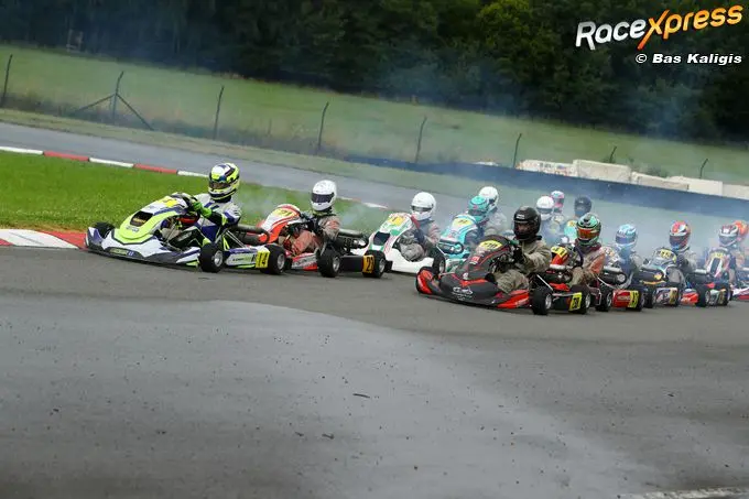 Mick Blankespoor heerst in de regen met perfecte score GK4 Kart Series in Mariembourg