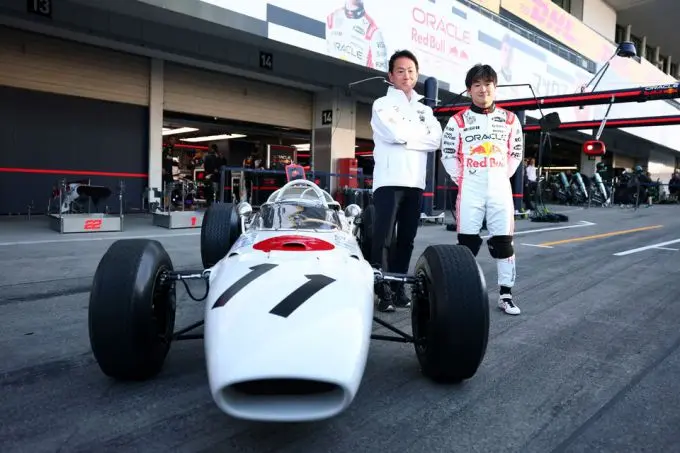 Einde samenwerking Honda en Red Bull Foto 5 Koji Watanabe en Yuki Tsunoda