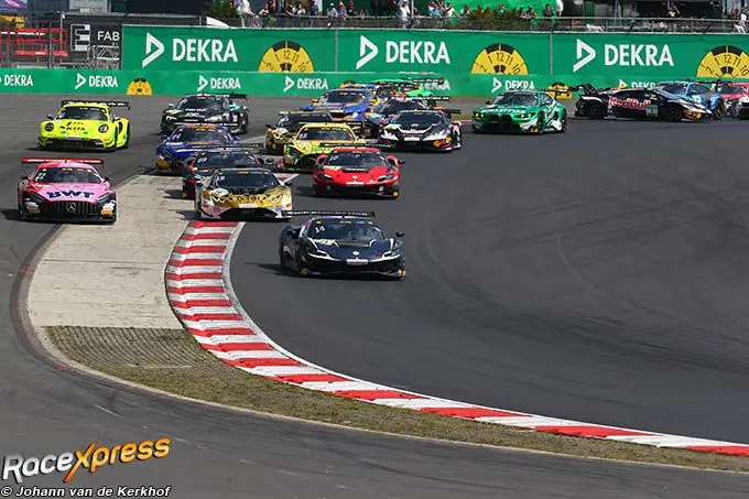 DTM Nürburgring zaterdag 9 augustus 2025 Foto 7 Johann van de Kerkhof start
