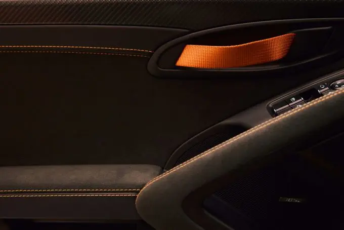 Porsche 718 Cayman GT4 RS met Manthey Kit bijgenaamd De Tulp Foto Porsche Newsroom 8