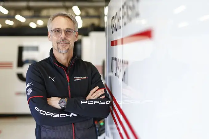 FIA World Endurance Championship-seizoen 2025 Circuit of The Americas “Lone Star Le Mans” in Austin, Texas USA - Porsche Penske Motorsport, ‘Manthey 1st Phorm’ en Iron Dames Foto 3 Thomas Laudenbach, Vice President Porsche Motorsport
