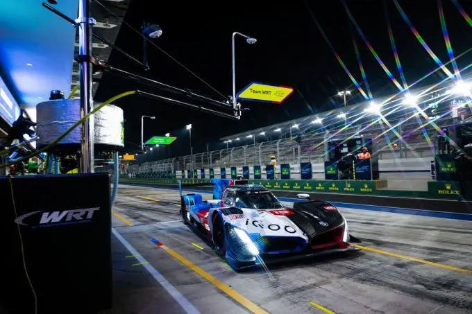 BMW M Motorsport Hypercar BMW M Team WRT Vincent Vosse BMW M Hybrid V8 FIA World Endurance Championship (FIA WEC) IMSA WeatherTech SportsCar Championship (IMSA-serie) – Foto BMW M Motorsport 3