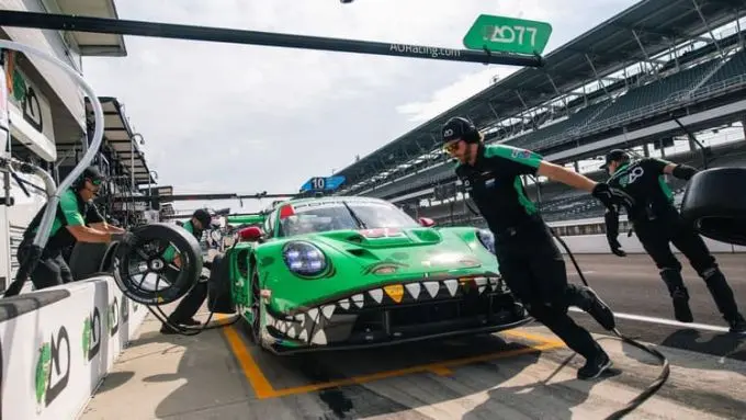 IMSA WeatherTech SportsCar Championship - Indianapolis Motor Speedway - Porsche @ "Battle on the Bricks" Foto Porsche Newsroom 3 Rexy pitstop