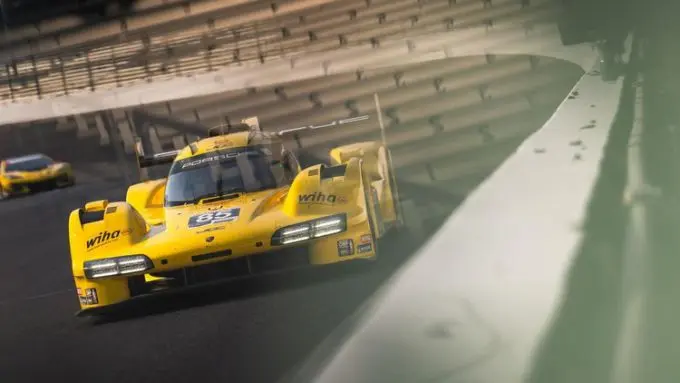 IMSA WeatherTech SportsCar Championship - Indianapolis Motor Speedway - Porsche @ "Battle on the Bricks" Foto Porsche Newsroom 6