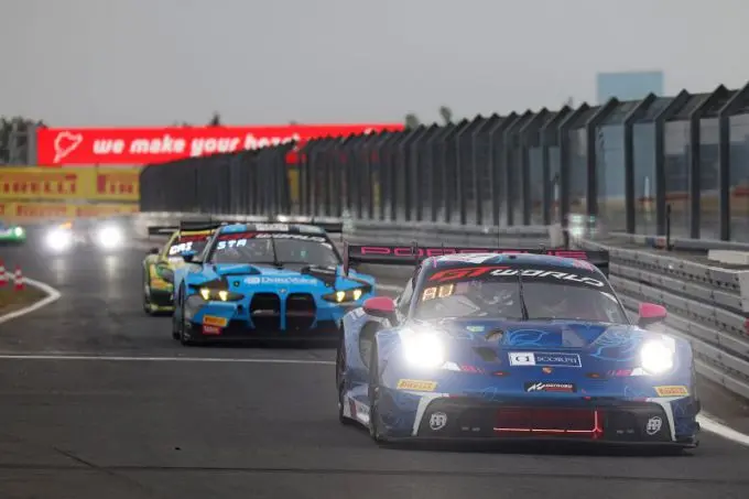 GT World Challenge powered by AWS Nürburgring 2025 Foto 18