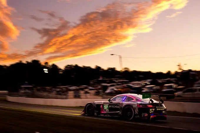 Indy Dontje IMSA GTD-kampioen 2025 #57 Mercedes-AMG GT3 Winward Racing Foto 8