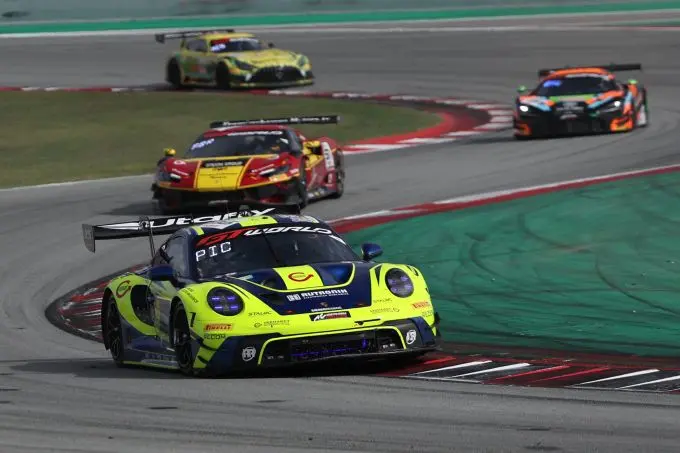 GT World Challenge Endurance Cup Barcelona 2025 press-members-gallery #96 - Rutronik Racing - Sven MULLER - Patric NIEDERHAUSER - Alessio PICARIELLO - Porsche 911 GT3 R (992)