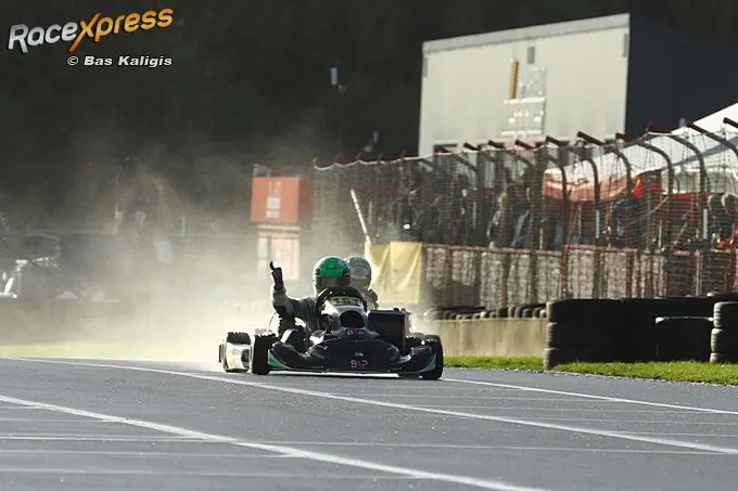 Karttalent Juste Mulder sluit seizoen af met overwinning in IAME Series Benelux