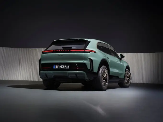 Introductie elektrische Porsche Cayenne bizarre prestaties, hightech snufjes en serieuze luxe Foto Porsche Newsroom Foto 24