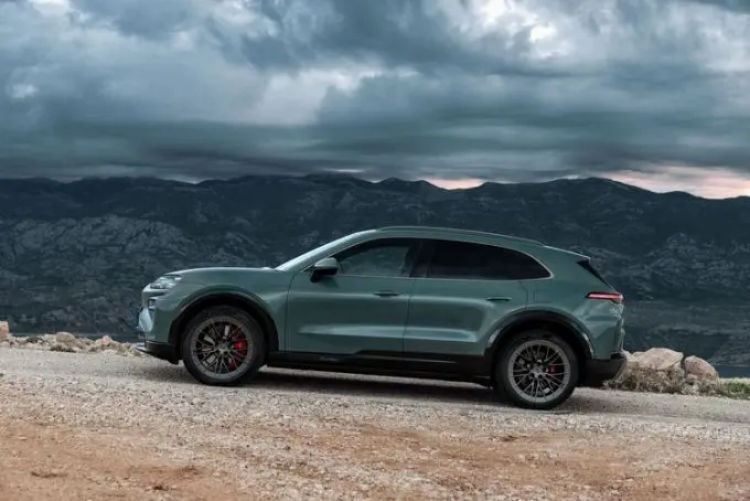 Introductie elektrische Porsche Cayenne bizarre prestaties, hightech snufjes en serieuze luxe Foto Porsche Newsroom Foto 4