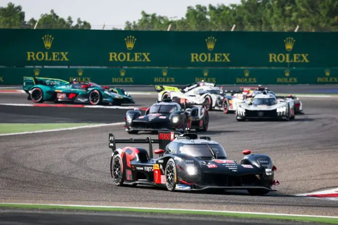 FIA WEC 8 Hours of Bahrain Toyota dubbelzege Foto Toyota Gazoo Racing Global 9