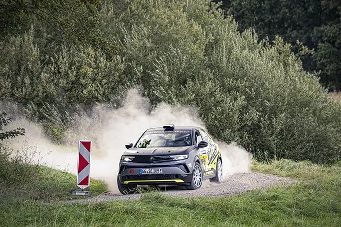 OpelMokkaGSERally