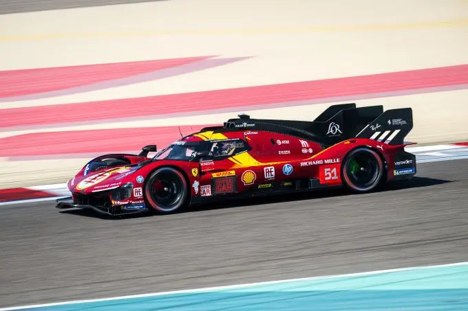 Seizoensfinale FIA WEC 2025 Bahrain International Circuit Foto media.ferrari.com