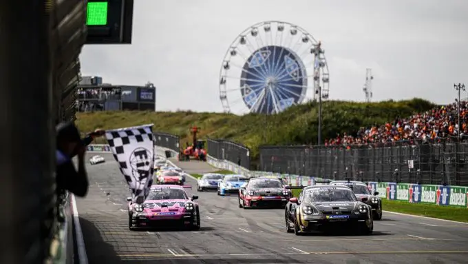 Porsche Motorsport ‘Night of Champions’ in Stuttgart Foto 16