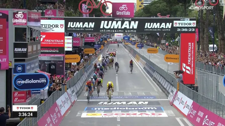 Mads Pedersen gewinnt knapp&nbsp;in Albanien