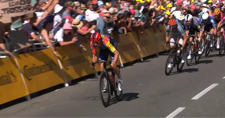 Mads Pedersen stürmt zu einem überragenden Sieg auf der 4. Etappe der Tour de France 2026