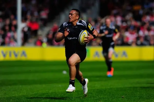 GLOUCESTER, ENGLAND - APRIL 25: Falcons wing Sinoti Sinoti races away for the second Newcastle try during the Aviva Premiership match between Gloucester Rugby and Newcastle Falcons at Kingsholm Stadium on April 25, 2015 in Gloucester, England. (Photo by S
