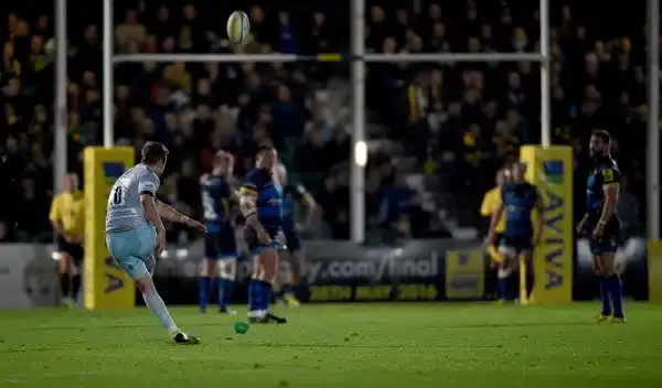 WORCESTER, ENGLAND - OCTOBER 16: Stephen Myler of Northampton kicks a penalty during the Aviva Premiership match between Worcester Warriors and Northampton Saints at Sixways Stadium on October 16, 2015 in Worcester, England. (Photo by Ross Kinnaird/Getty 