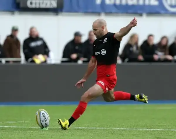BARNET, ENGLAND - OCTOBER 17: Charlie Hodgson of Saracens during the Aviva Premiership match between Saracens and Sale Sharks at Allianz Park on October 17, 2015 in Barnet, England. (Photo by Clint Hughes/Getty Images)