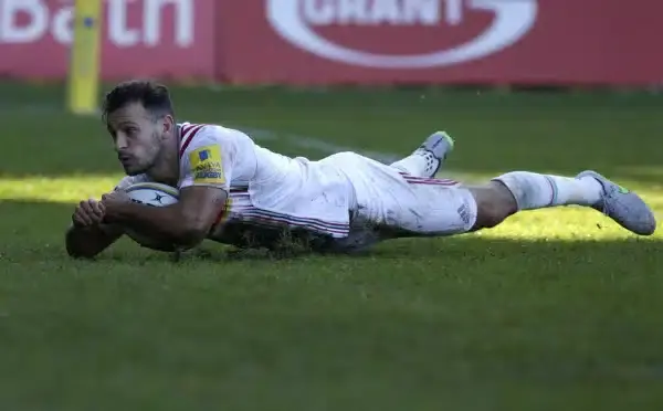 BATH, ENGLAND - OCTOBER 31: Danny Care of Harlequins scores a try during the Aviva Premiership Match between Bath Rugby and Harlequins at The Recreation Ground on October 31, 2015 in Bath, England. (Photo by Julian Herbert/Getty Images)