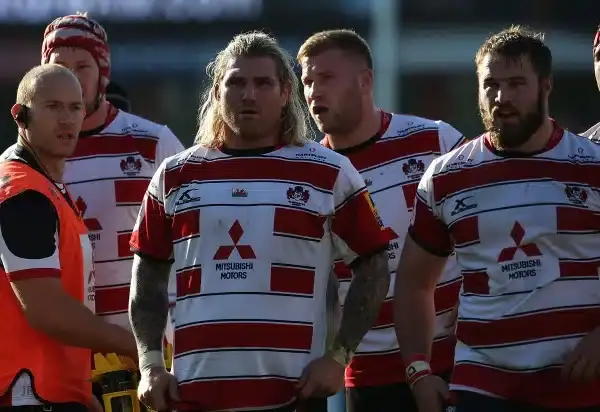 GLOUCESTER, ENGLAND - OCTOBER 31: Gloucester players including Richard Hibbard during the Aviva Premiership match between Gloucester Rugby and Worcester Warriors at Kingsholm Stadium on October 31, 2015 in Gloucester, England. (Photo by Matt Cardy/Getty I