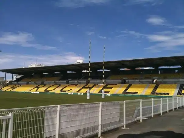 Stade_rochelais_tribune