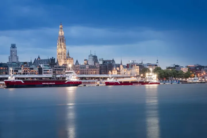fast-lines-belgium-names-two-damen-cf-3850-2