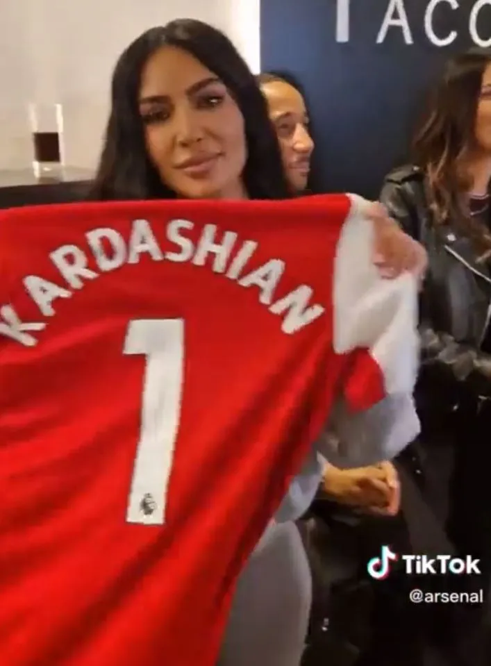 kim k arsenal 1