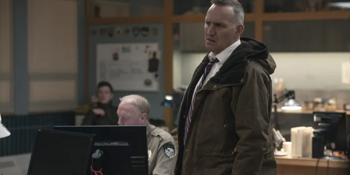 christopher ecclesto 656e033a73fbf 1140x570