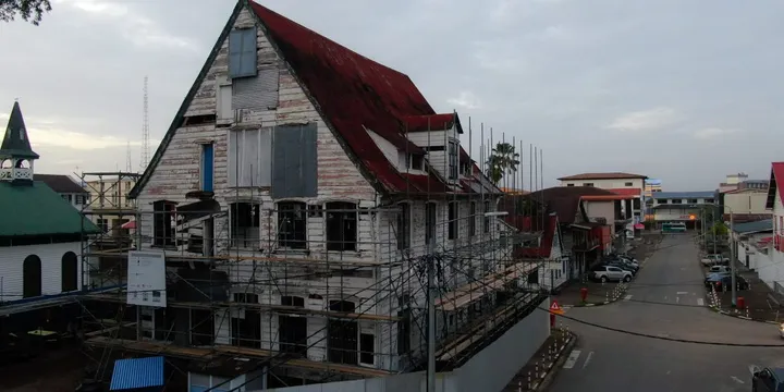 Still 'The President's Daughter the Richest Freeborn Lady' via Cinema Delicatessen