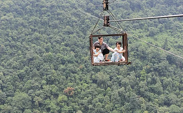 23effb5300000578 2868407 terrifying villagers from mountain top settlement travel along 1 m 29 1418228074103