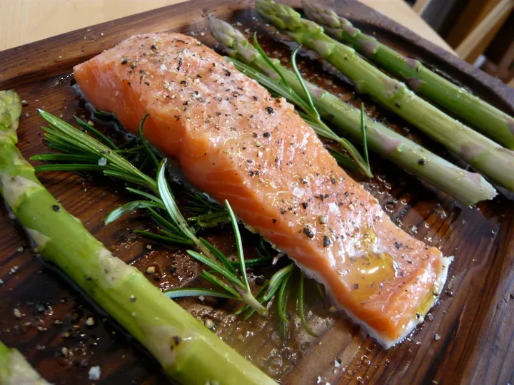 3 tuna salmon shrimp and other seafood 347