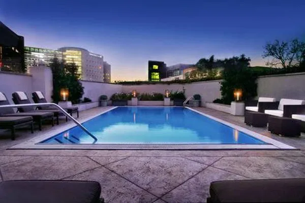 fantasy take a romantic nighttime dip at the los angeles sofitel