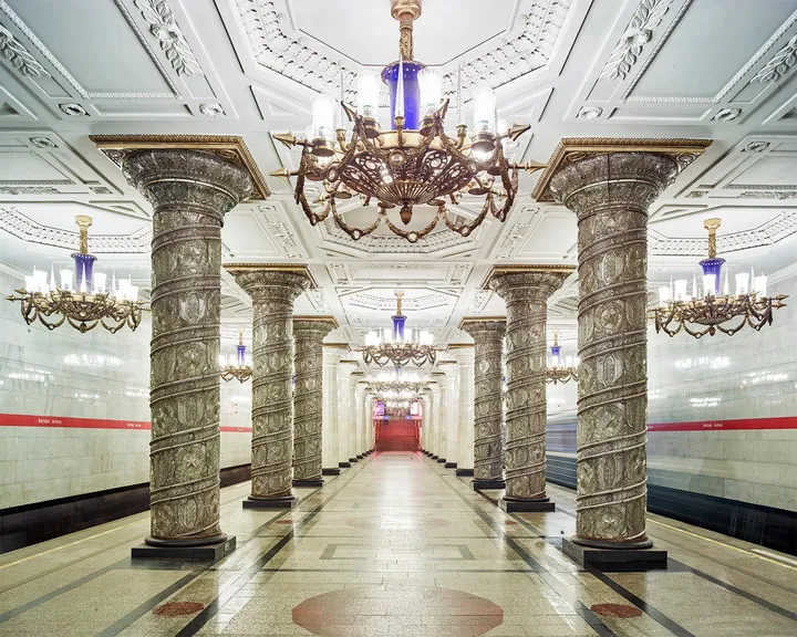 more than 75000 workers contributed to the stations design and construction their efforts would pay off as the metros beauty was instantly noticed by citizens and visitors alike
