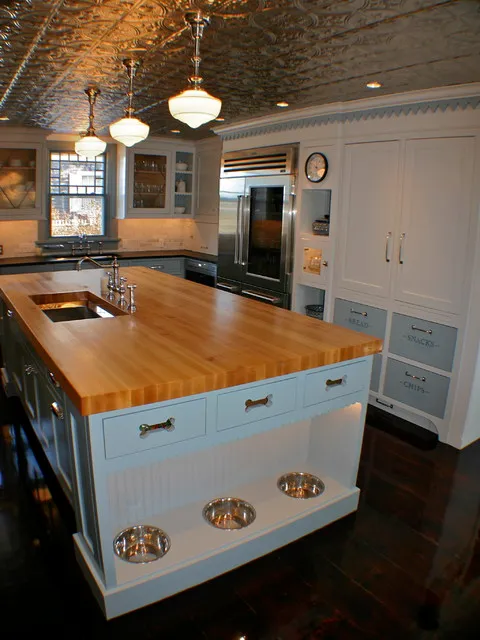 traditional kitchen