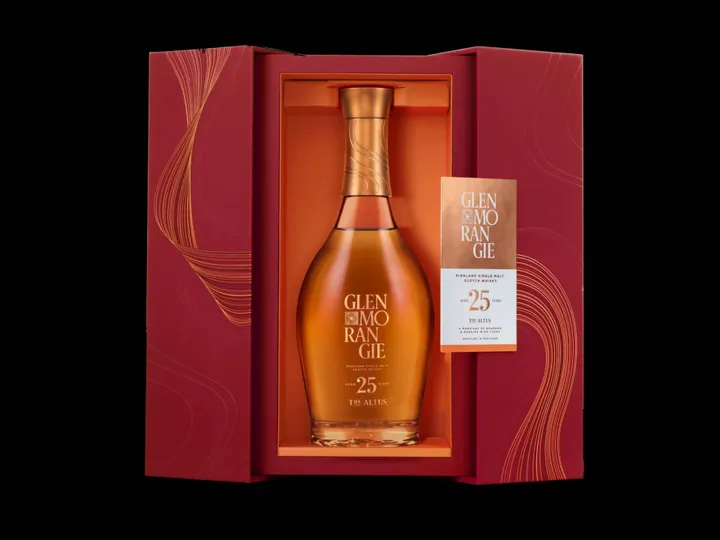 Glenmorangie The Altus 25 Year Old Single Malt whisky in box